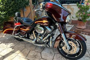 STREET GLIDE CVO 2010