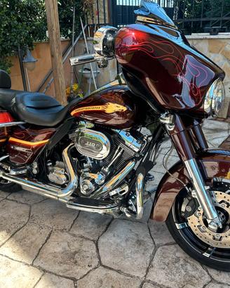 STREET GLIDE CVO 2010