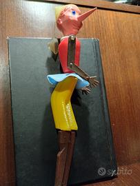 Pinocchietta  in platica in vari colori anni '50