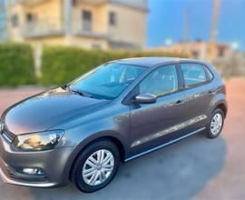 VOLKSWAGEN Polo 5ª serie - 2015
