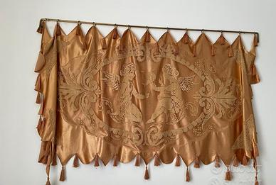 Prezioso pannello antico in sfilato siciliano