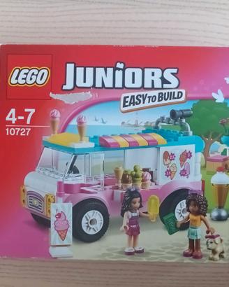 LEGO Friends  Il furgone dei gelati di Emma