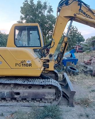Escavatore cingolato  komatsu  pc 110