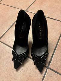 Scarpe casadei nere con farfalle