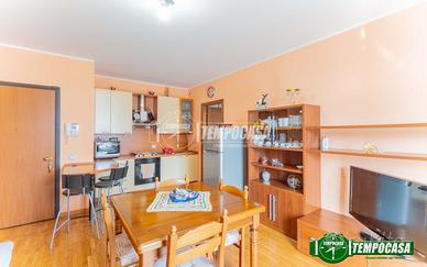 BILOCALE CON TERRAZZINO