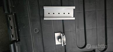 Staffe fotovoltaico per lamiera grecata