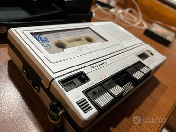 Sanyo M5000 cassette recorder portatile