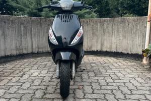 Piaggio zip 50
