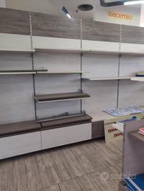 arredamento tabaccheria