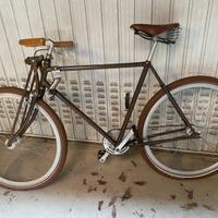 Bicicletta  artigianale per appassionati