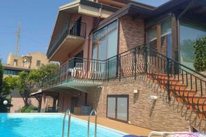 Villa a Sant'Agata li Battiati