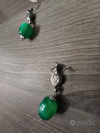Orecchini verdi artigianato originale indiano.
