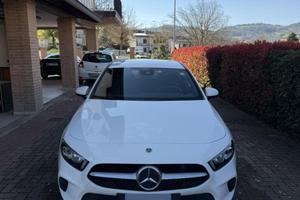 Mercedes Benza Classe A180d Sport Automatica