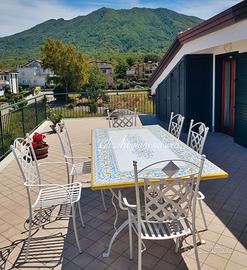 TAVOLO IN PIETRA LAVICA MIS. 200X100 CM. COMPLETO