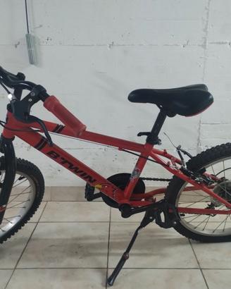 Mountain Bike B-Twin Racing Boy da 20 pollici 
