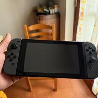 Nintendo switch + 5 giochi +accesori