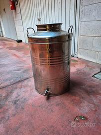 Fusto in acciaio da 50 litri per contenere olio