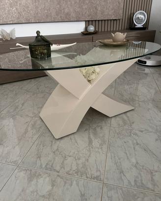 Tavolinetto da soggiorno bianco