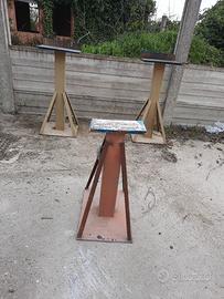 Sostegni per stazionamento barca in cantiere