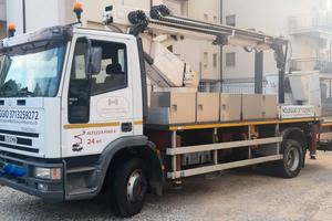 Euro cargo Inveco 130 e 18 piattaforma 24 mt.