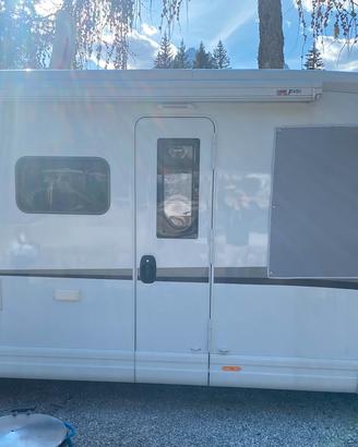 Motorhome Knaus 650 Van I con letti gemelli