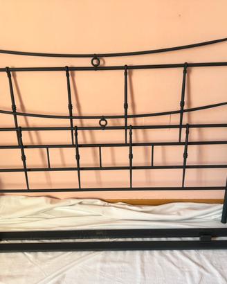 Struttura letto matrimoniale