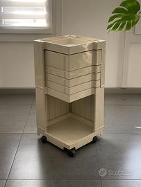 Carrello contenitore portaoggetti