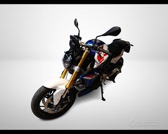 BMW MOTO F 900 R - BMW F 900 R (2019 --> 2024)