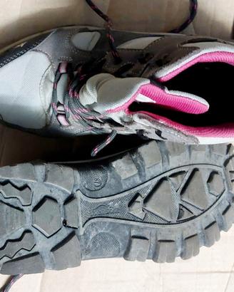 Scarponcini Trekking Decathlon N. 37