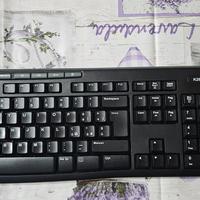 TASTIERA e MOUSE WIRELESS  marca LOGITECH
