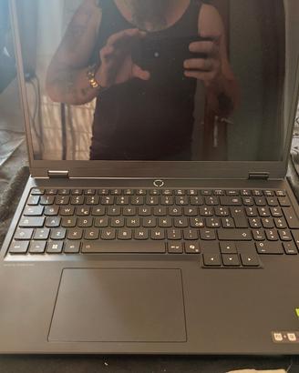 Lenovo legion 5 15IRX10 OLED 15" GAMING