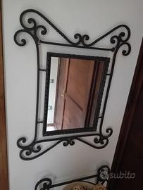 Toilet in ferro battuto con catino