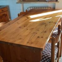 Tavolo artigianale