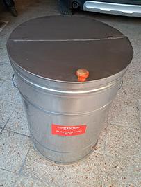 contenitore olio 