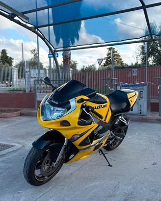 Suzuki GSX-R 750 K3
