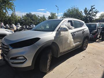 Hyundai  Tucson