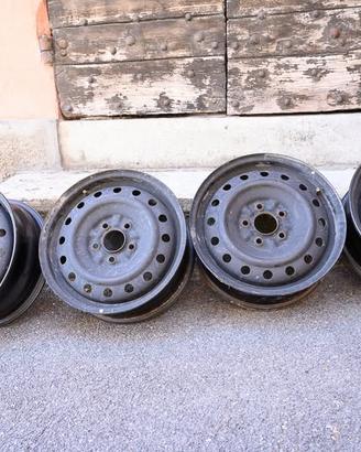 4 cerchi in acciaio per Kia Sportage seconda serie