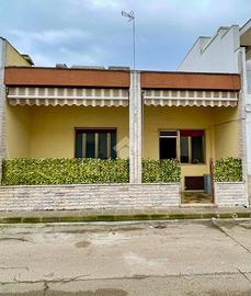 CASA INDIPENDENTE A UGENTO