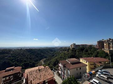 4 LOCALI A CATANZARO