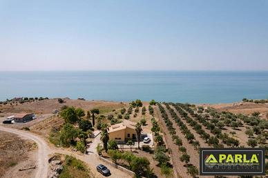 Villa di 10330 m² con 4 locali a Palma di Montechi