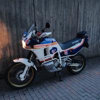 Africa Twin 750 rd04