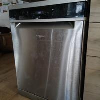 lavastoviglie Whirlpool 6th sense