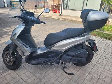 Piaggio Beverly 300