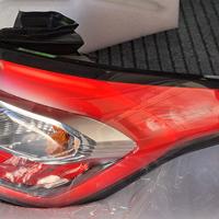 Faro Dx Posteriore No Led Ford Kuga 2019 Completo