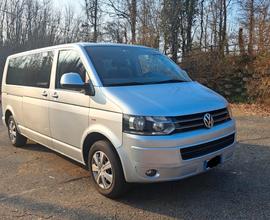 VOLKSWAGEN Caravelle 6ª '15-