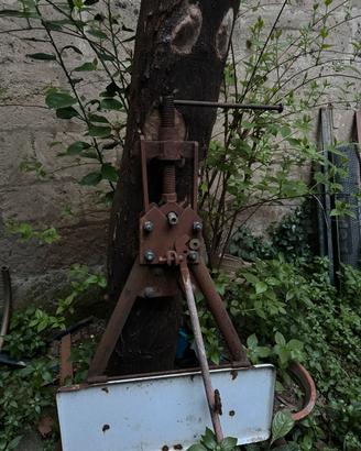 Morsa cavalletto per tubi idraulico