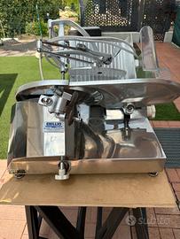 Affettatrice professionale Bellio 380v