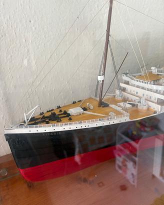 Modello in scala titanic
