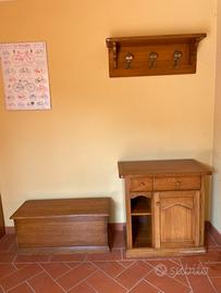 Mobili in legno massello - Ciamaglia