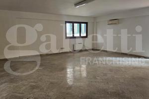 Via Dante centralissimo Ufficio 6 vani terrazzo